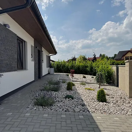 Feriehus By The Pool & Garden *